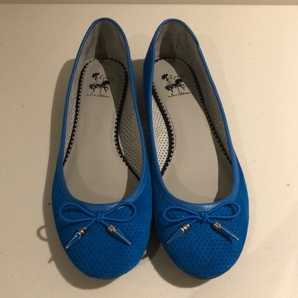 29. Sam Edelman | EUC Blue Leather Flats with Bow